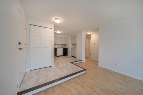 323 Walden Green Road Branford CT 06405