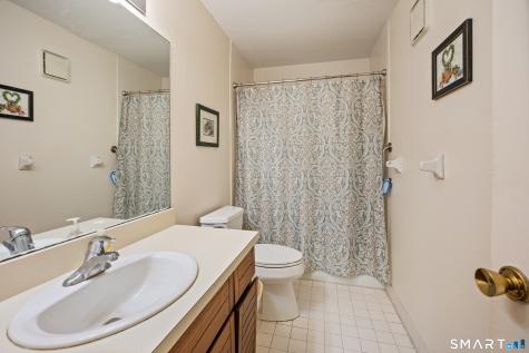12 Foxbridge Village Road Branford CT 06405