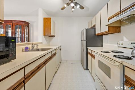 12 Foxbridge Village Road Branford CT 06405