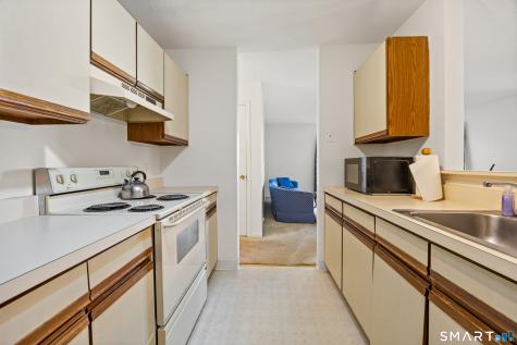 12 Foxbridge Village Road Branford CT 06405