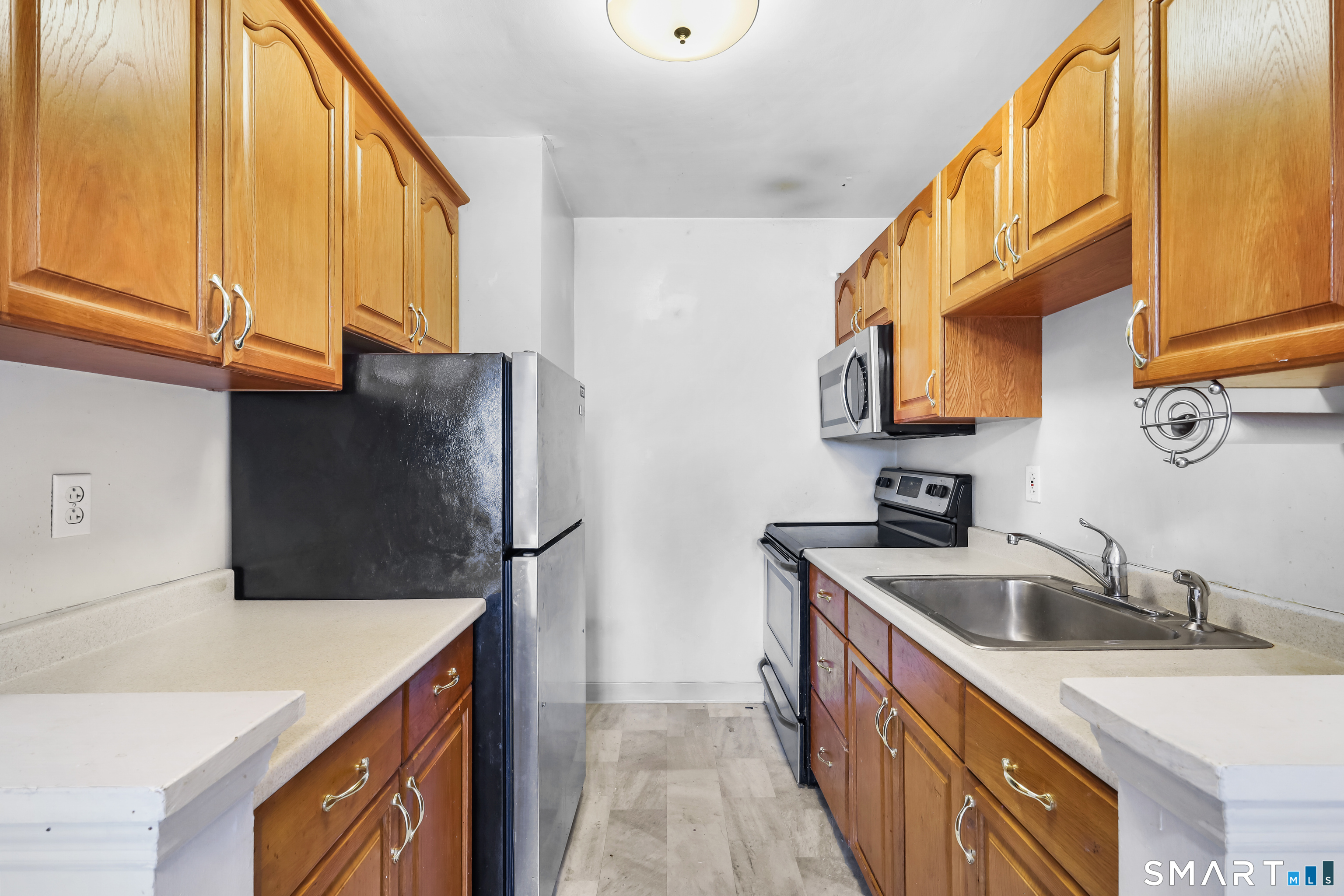 287 Hamilton Avenue Stamford CT 06902