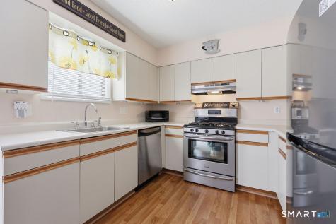 498 Woodward Avenue New Haven CT 06511