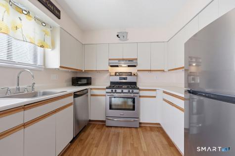 498 Woodward Avenue New Haven CT 06511