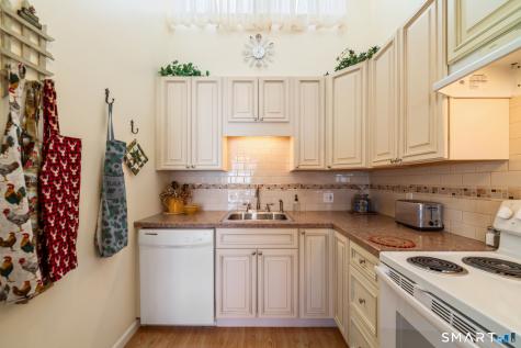 550 Heritage Village Southbury CT 06488