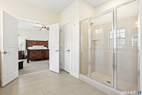 19 Enclave Circle Newtown CT 06470