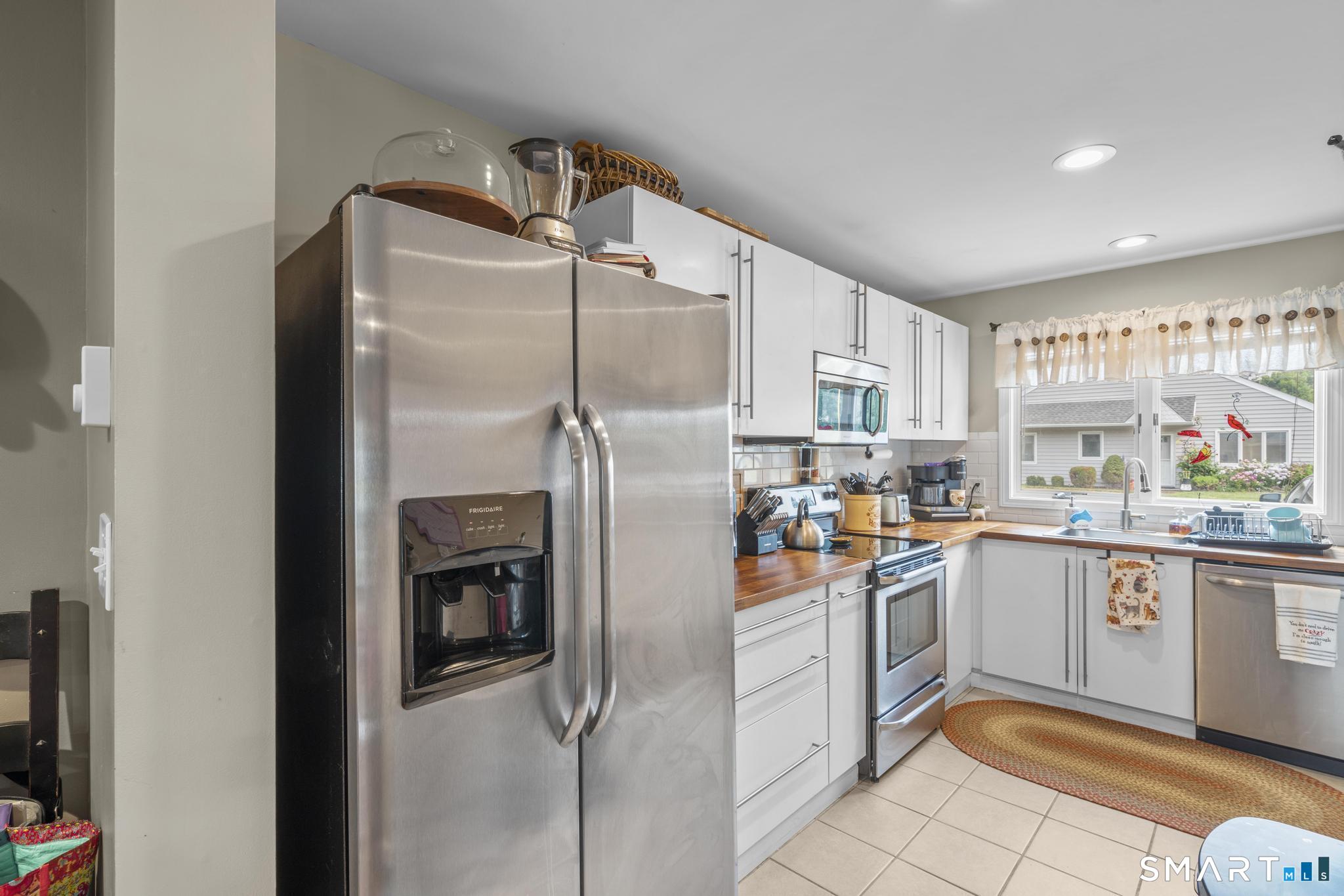 482 Lake Avenue Bristol CT 06010