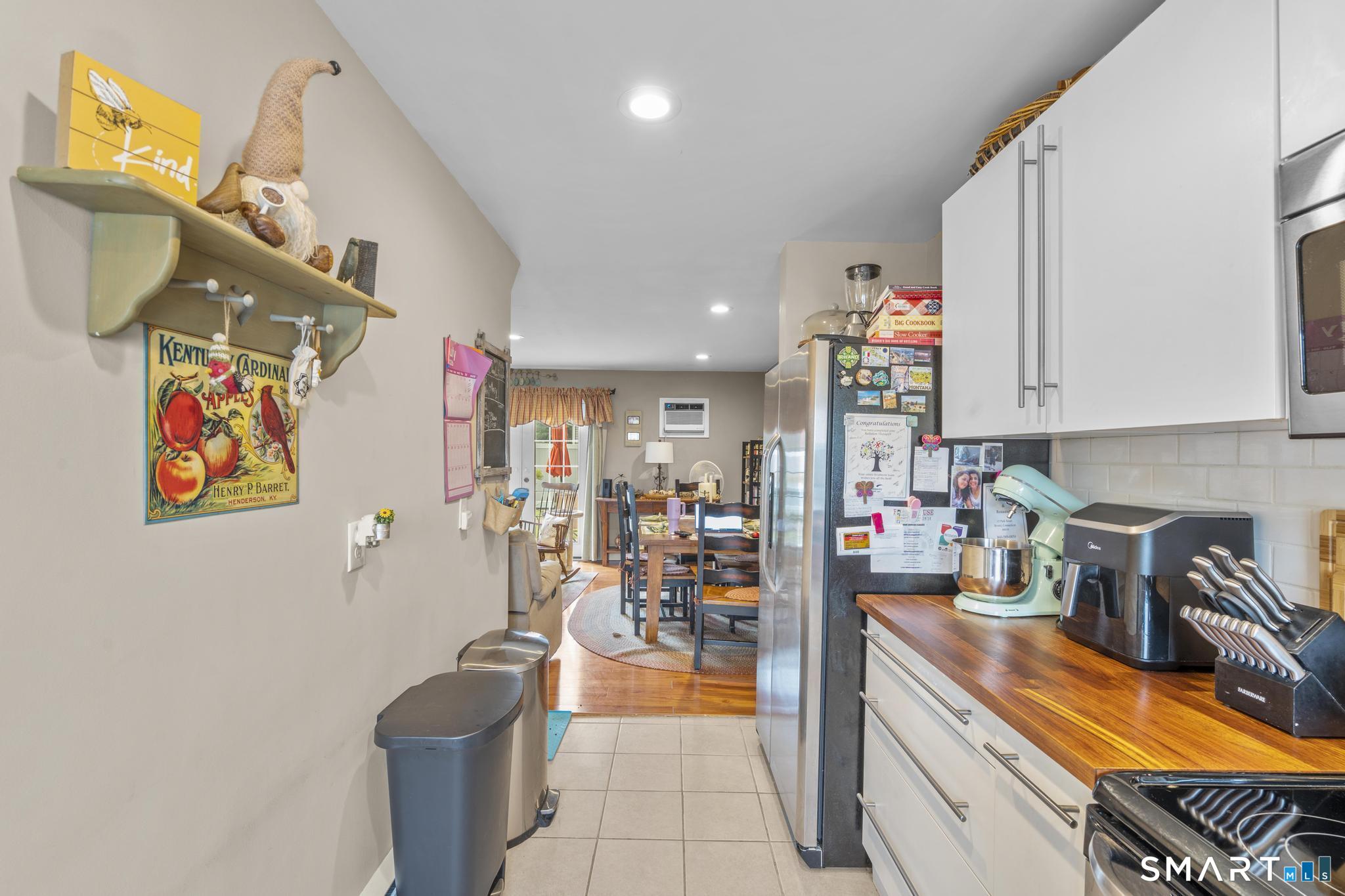 482 Lake Avenue Bristol CT 06010