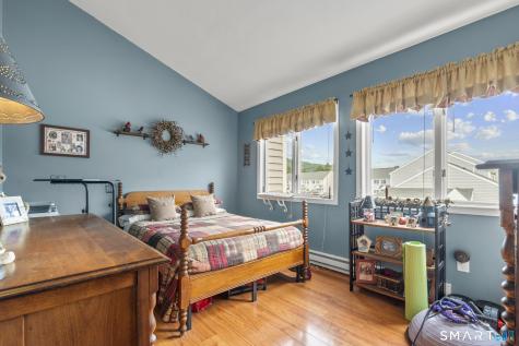 482 Lake Avenue Bristol CT 06010