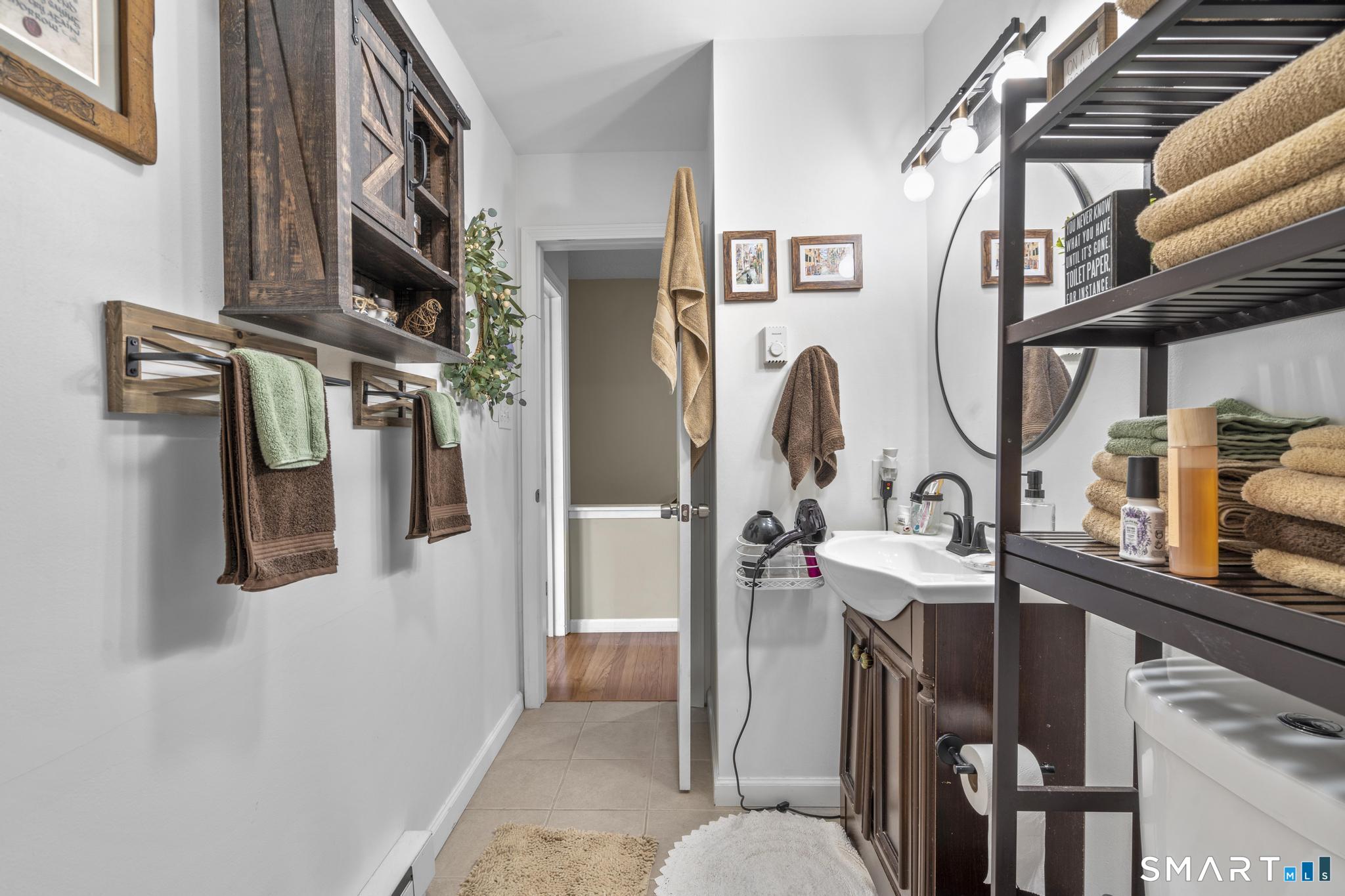 482 Lake Avenue Bristol CT 06010
