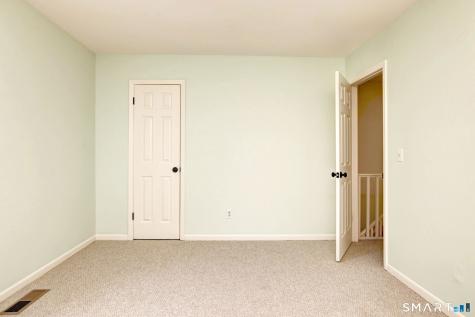 42 Ferry Court Stratford CT 06615