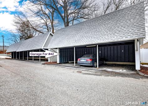42 Ferry Court Stratford CT 06615