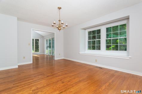170 Glengarry Road Fairfield CT 06825