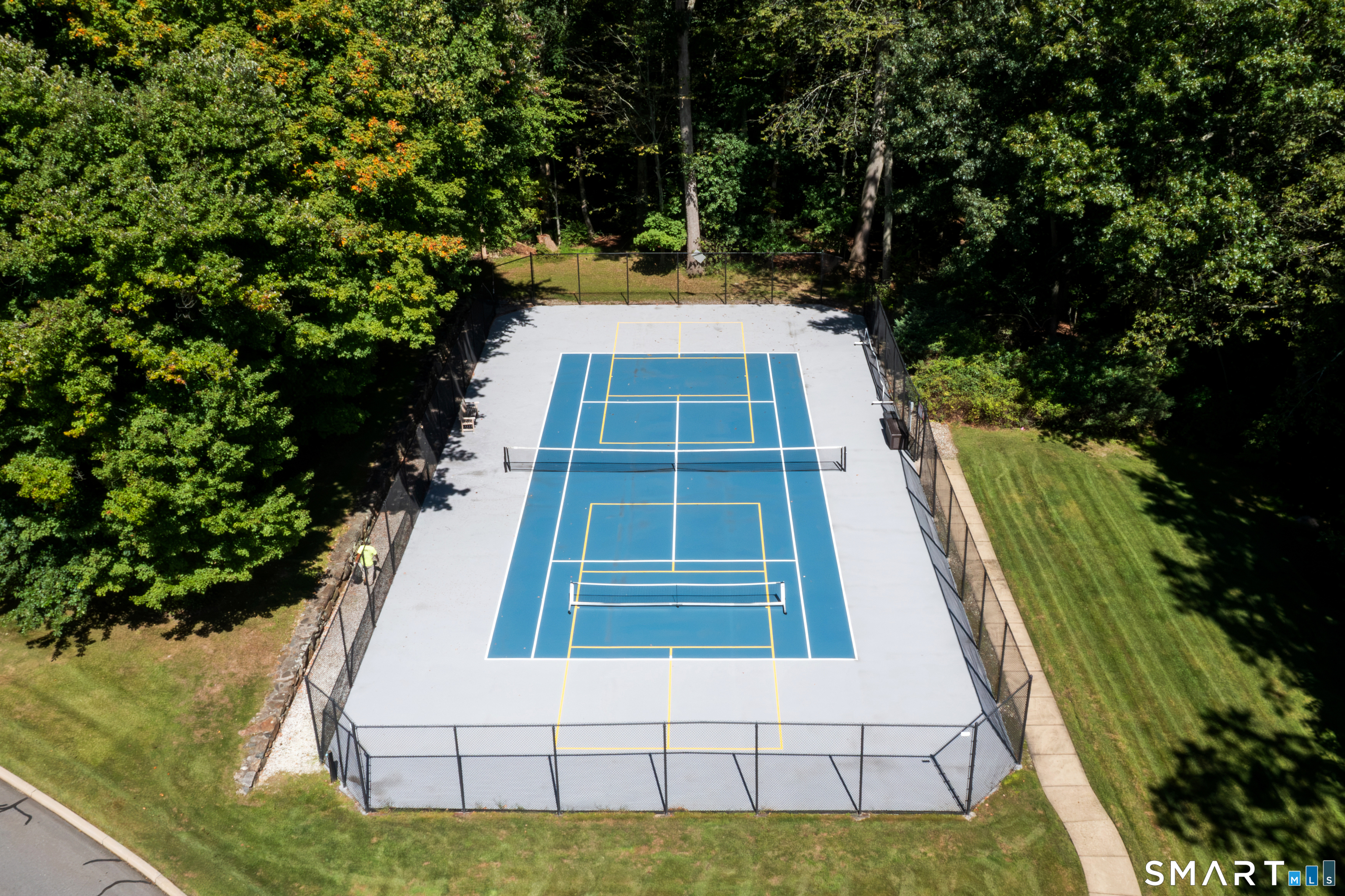 170 Glengarry Road Fairfield CT 06825