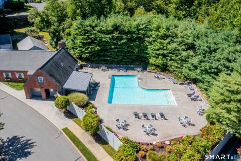 170 Glengarry Road Fairfield CT 06825