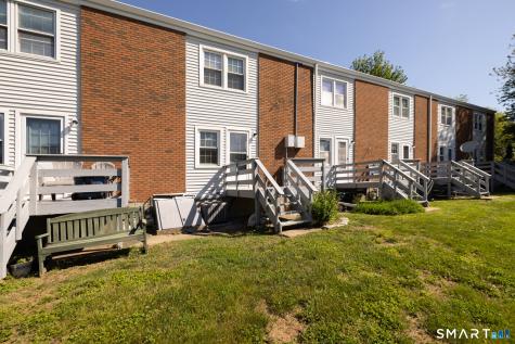 121 Seemans Lane Milford CT 06460