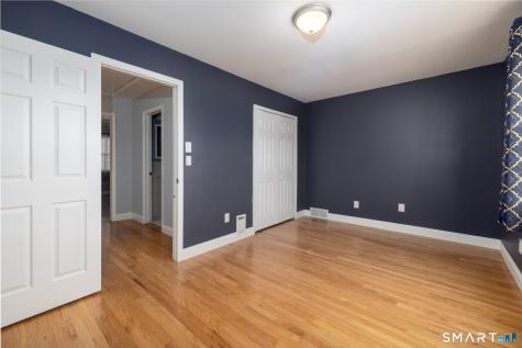 121 Seemans Lane Milford CT 06460