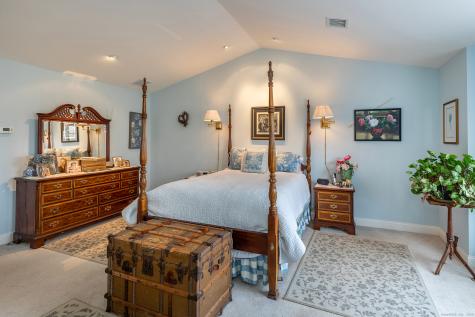 250 Hunter Drive Litchfield CT 06759