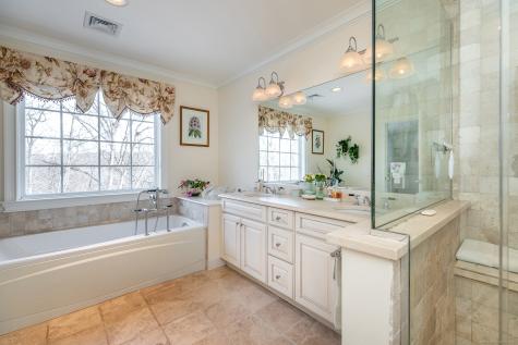 250 Hunter Drive Litchfield CT 06759