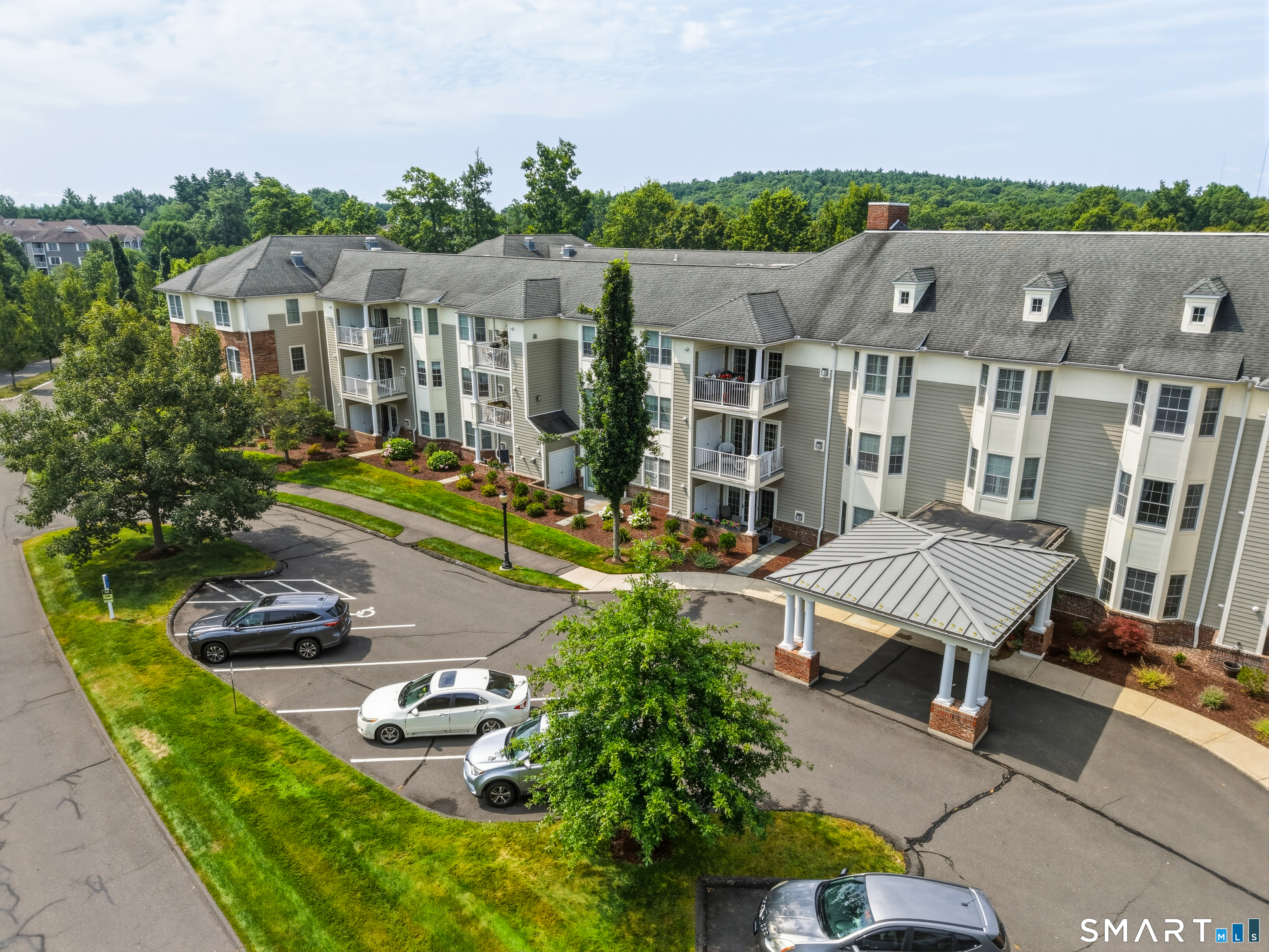 25 Cassandra Boulevard West Hartford CT 06107