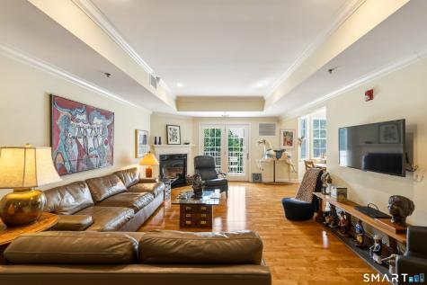 25 Cassandra Boulevard West Hartford CT 06107