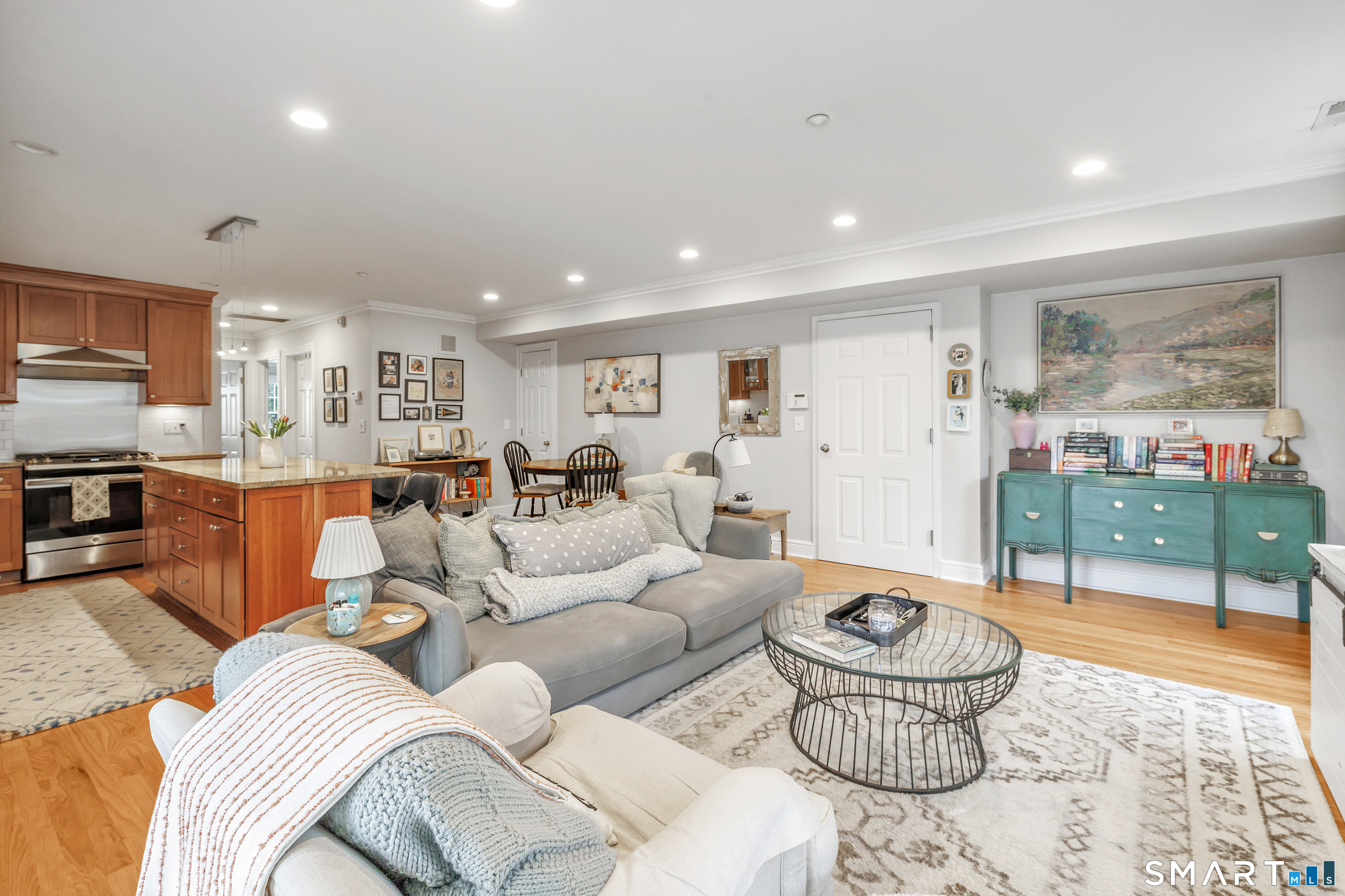 76 New Canaan Avenue Norwalk CT 06850
