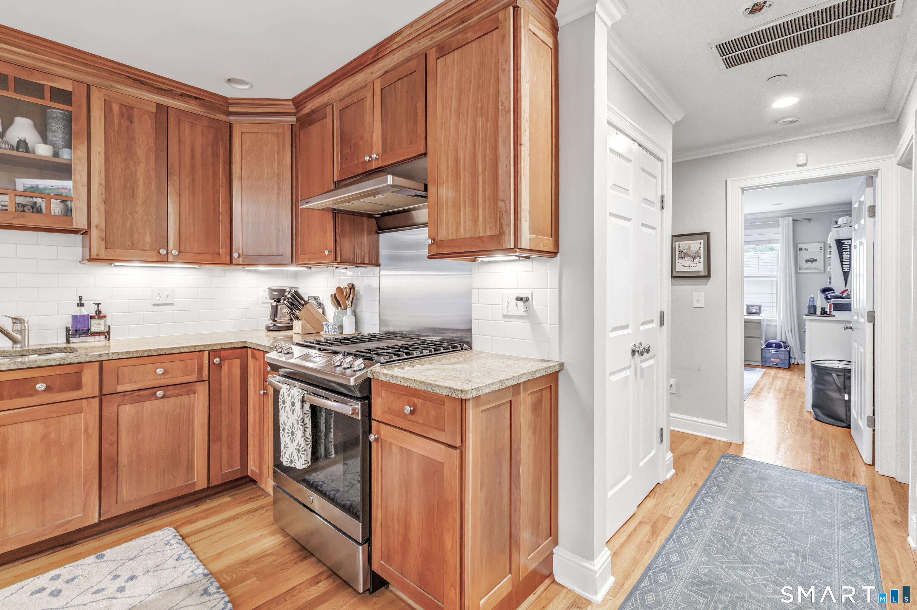 76 New Canaan Avenue Norwalk CT 06850