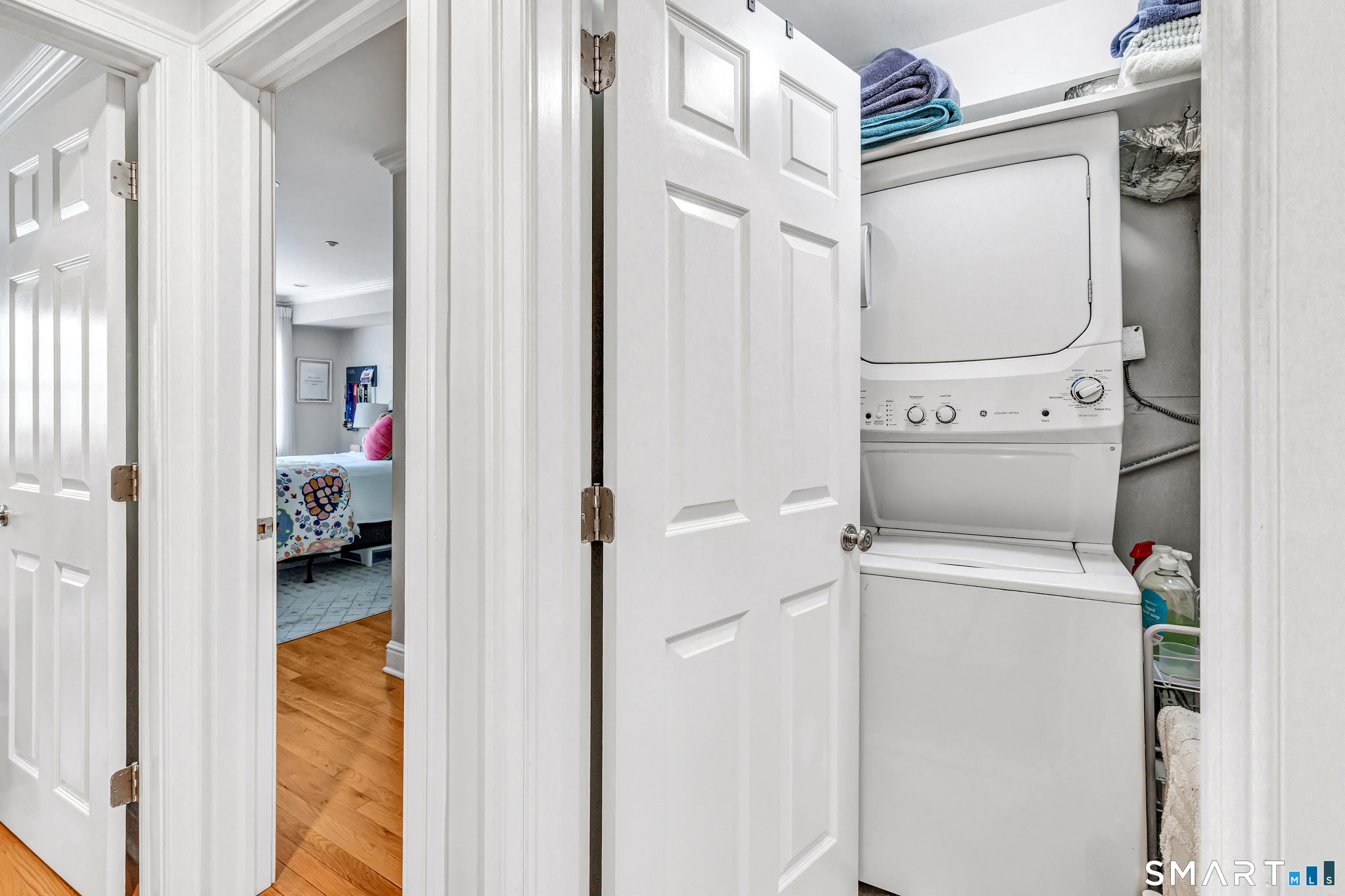 76 New Canaan Avenue Norwalk CT 06850