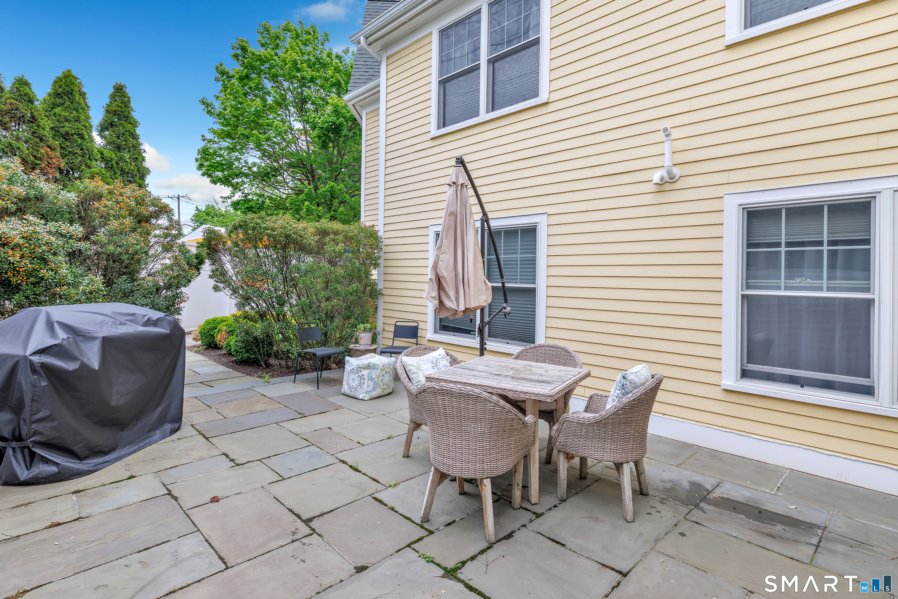76 New Canaan Avenue Norwalk CT 06850