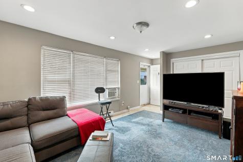 466 Middletown Avenue New Haven CT 06513