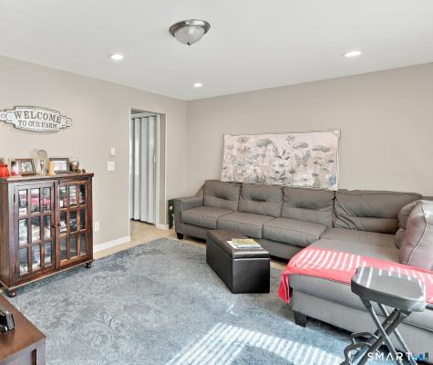 466 Middletown Avenue New Haven CT 06513