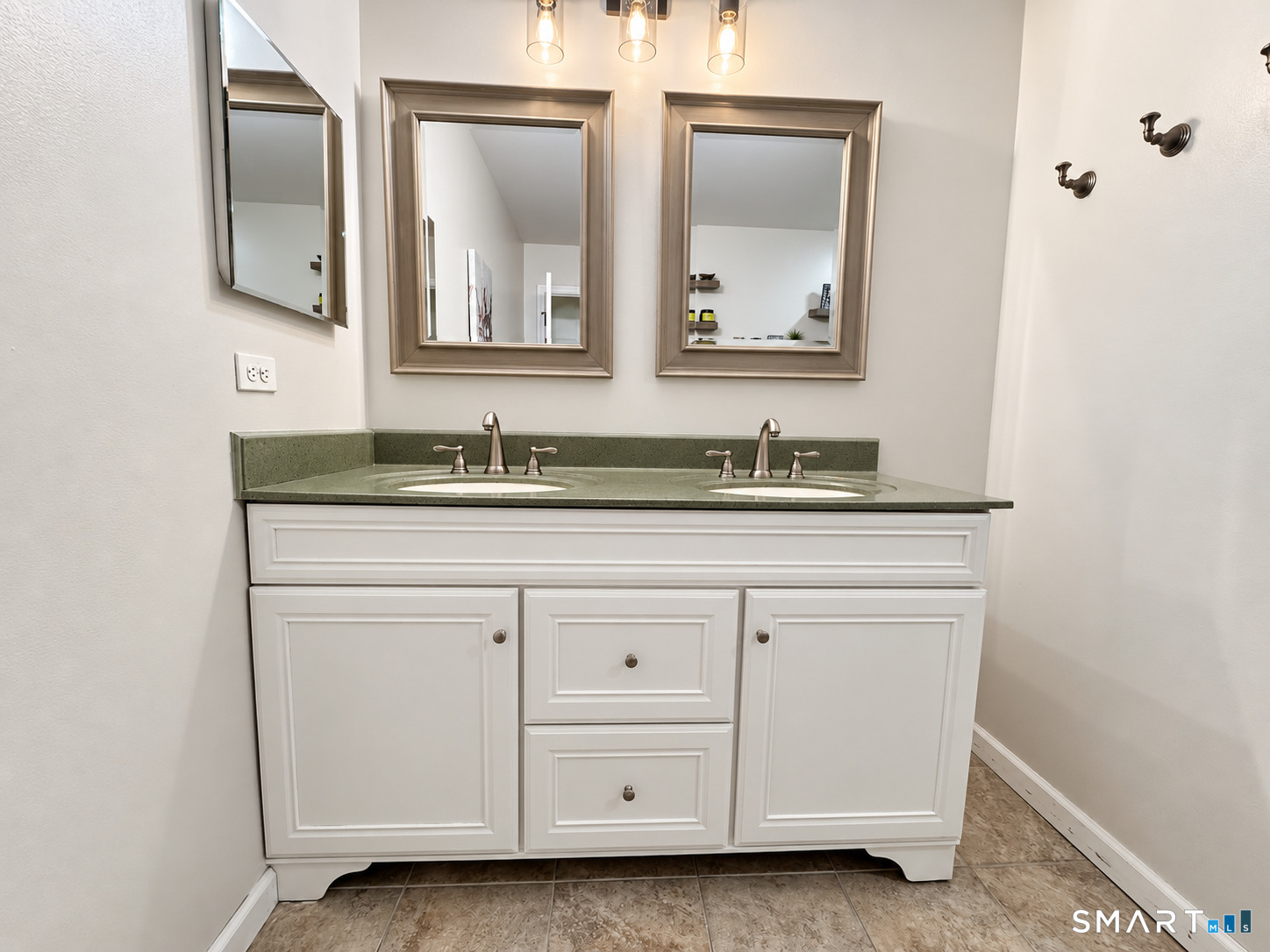 117 Colonial Hill Drive Wallingford CT 06492