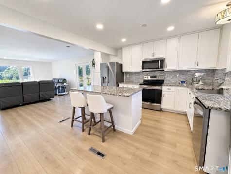 117 Colonial Hill Drive Wallingford CT 06492