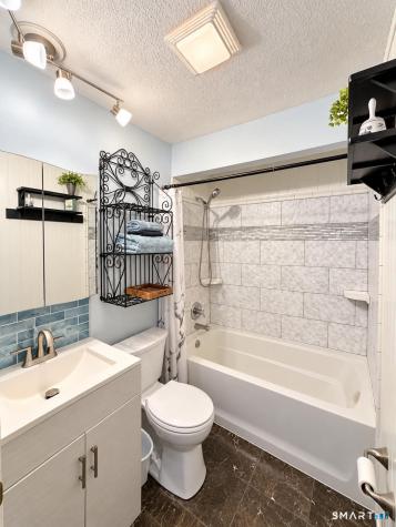 62 Woodland Drive Cromwell CT 06416