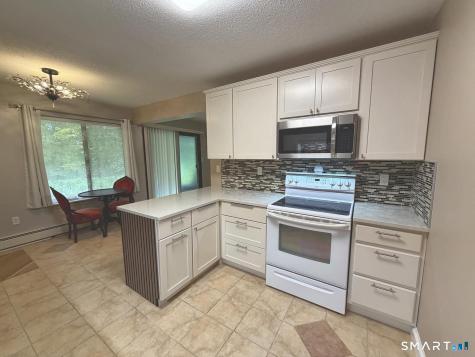 62 Woodland Drive Cromwell CT 06416