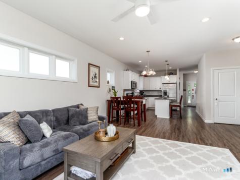 28 South Lakeside Drive Orange CT 06477