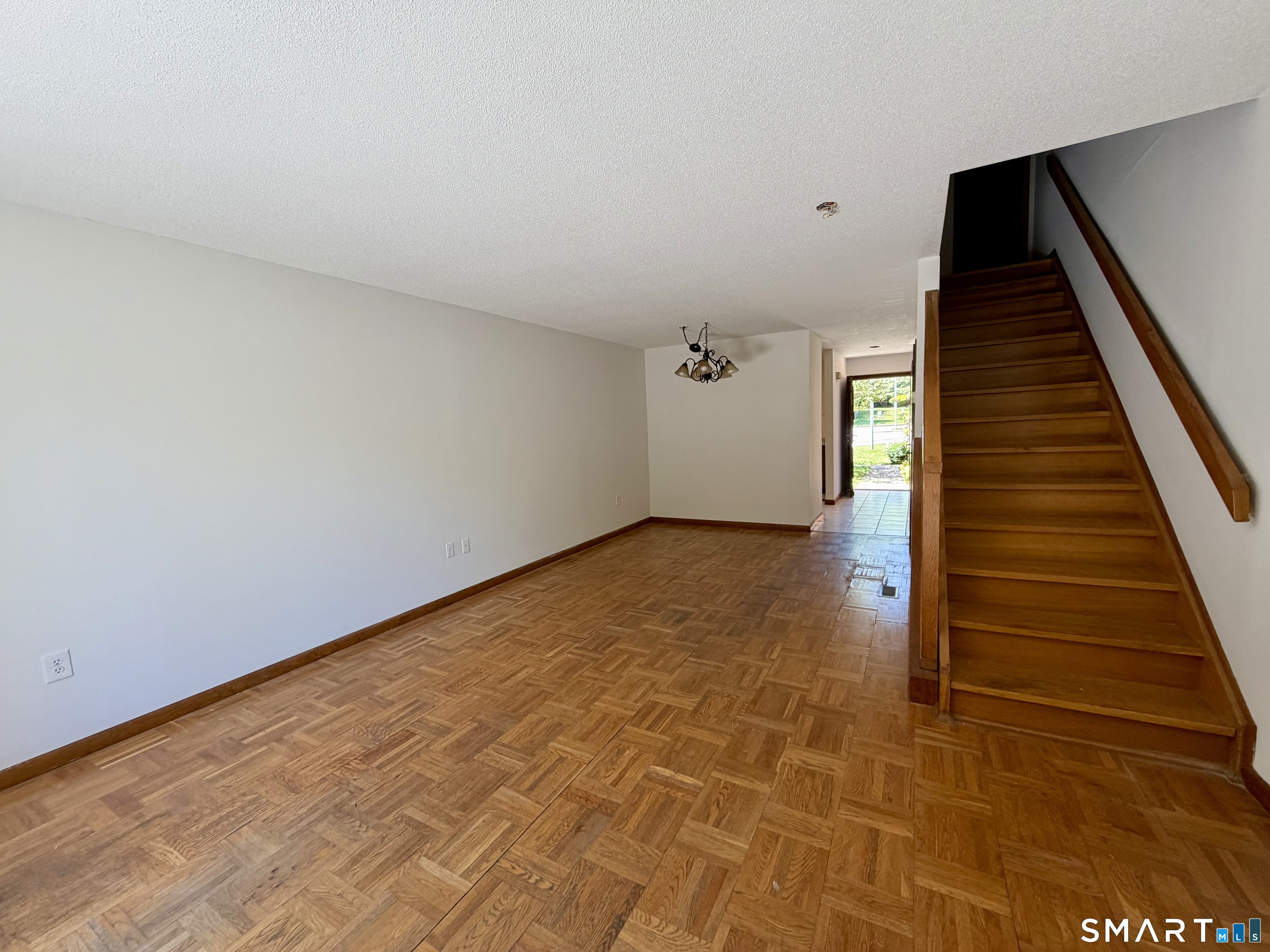 38 Courtland Drive Groton CT 06340