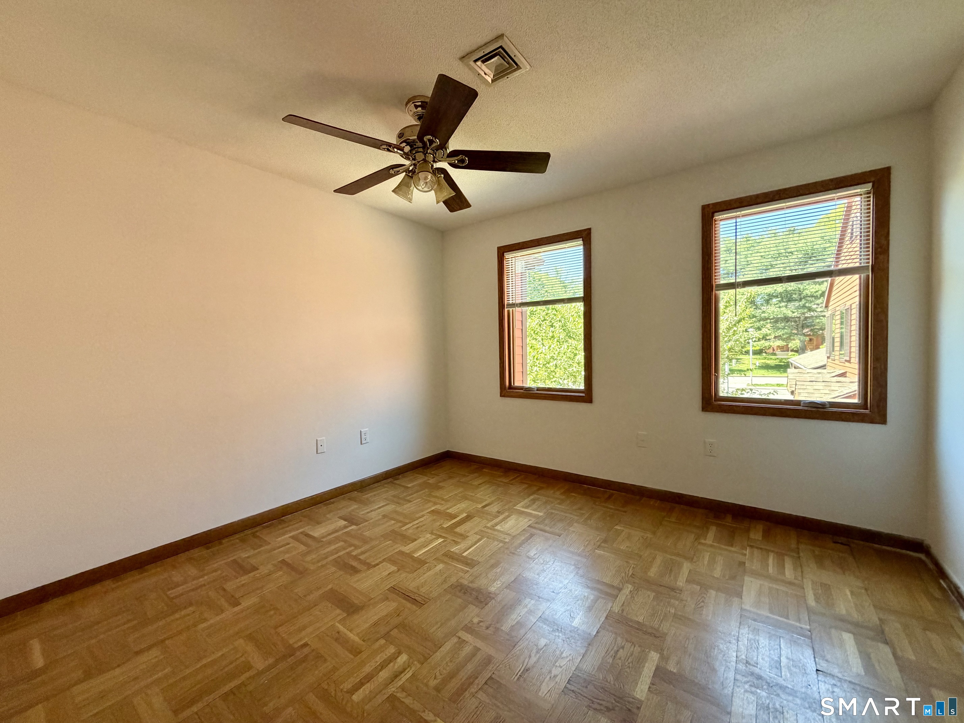 38 Courtland Drive Groton CT 06340