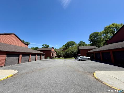 38 Courtland Drive Groton CT 06340