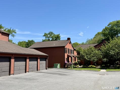 38 Courtland Drive Groton CT 06340