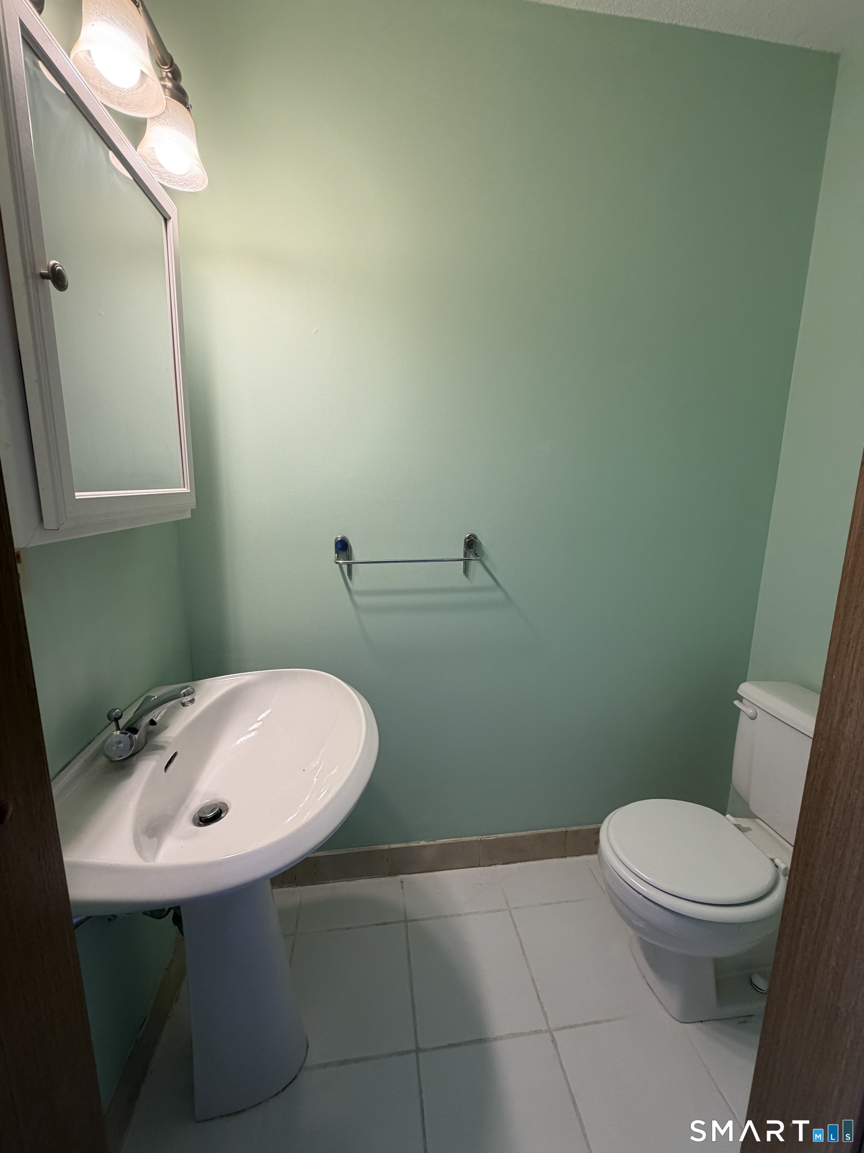 38 Courtland Drive Groton CT 06340