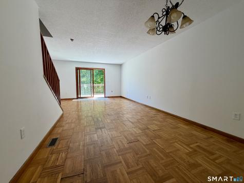 38 Courtland Drive Groton CT 06340
