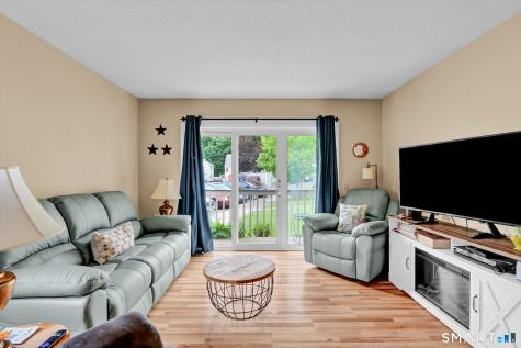43 Millbrook Court Newington CT 06111
