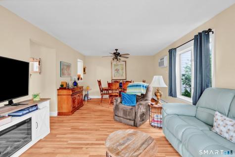43 Millbrook Court Newington CT 06111