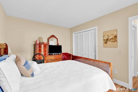 43 Millbrook Court Newington CT 06111