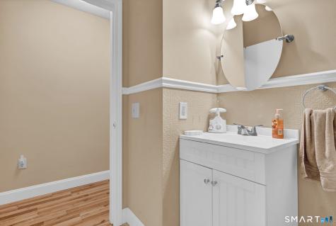 43 Millbrook Court Newington CT 06111