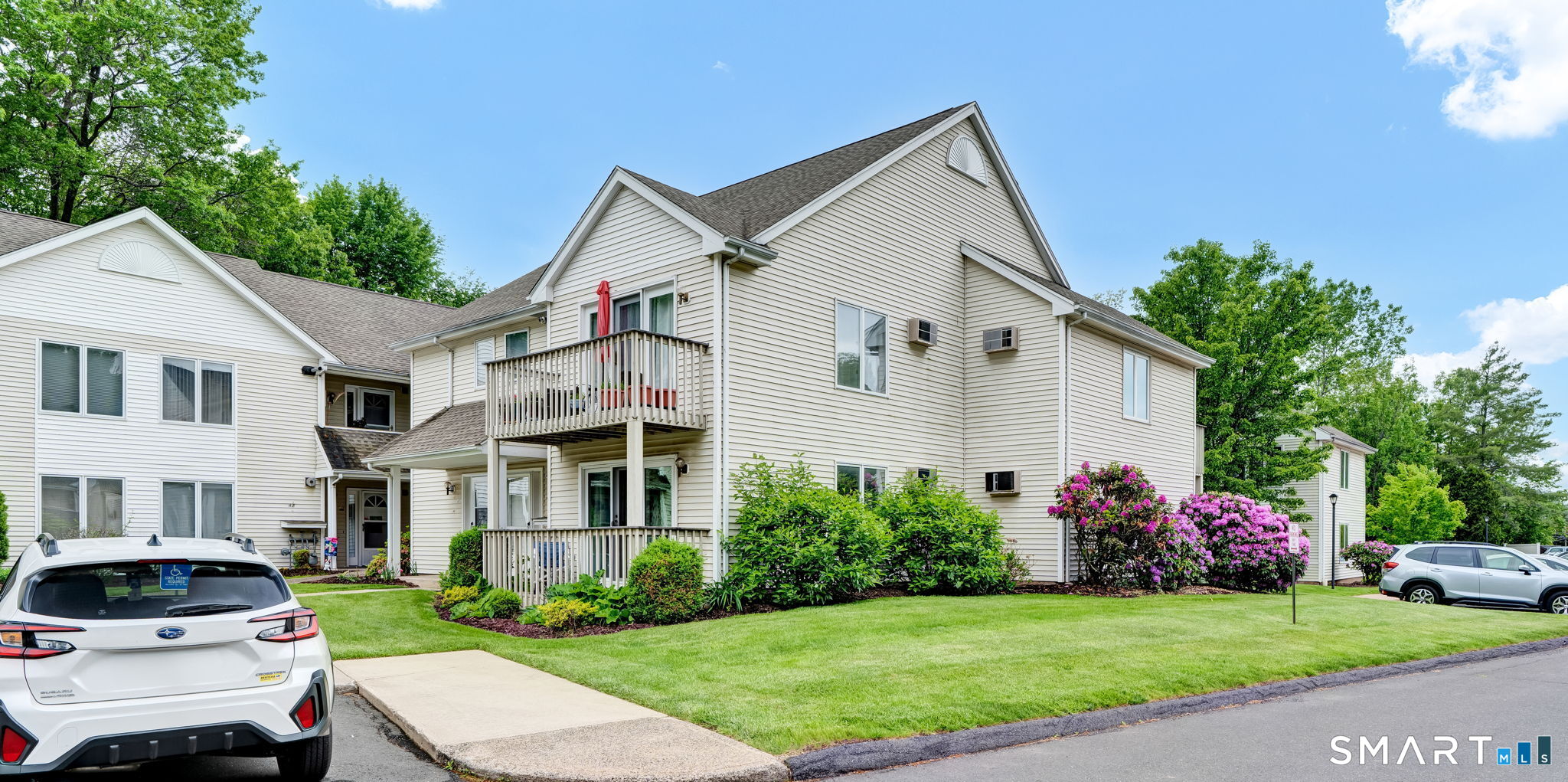43 Millbrook Court Newington CT 06111