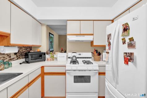 43 Millbrook Court Newington CT 06111