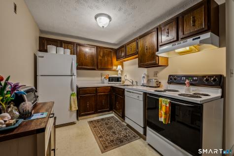 949 Pleasant Valley Road South Windsor CT 06074
