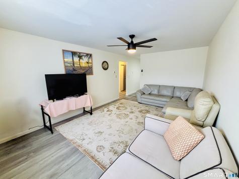 1168 Main Street Stratford CT 06615