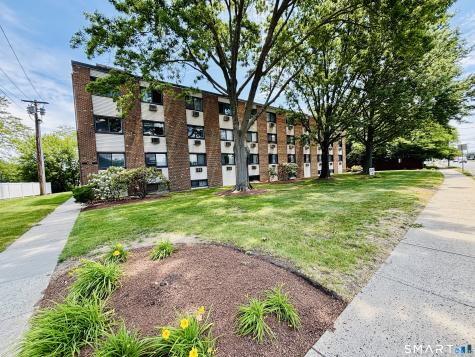 1168 Main Street Stratford CT 06615